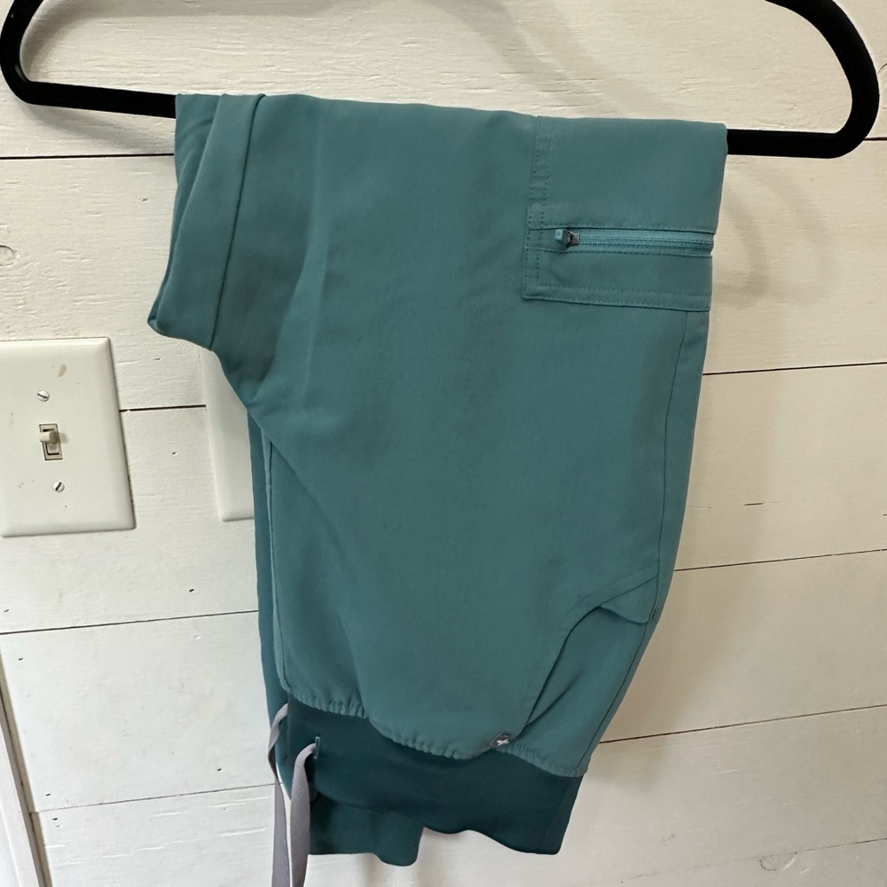 Figs Zamora™ High Waisted Jogger Scrub Pants - S - Petite / HydroGreen